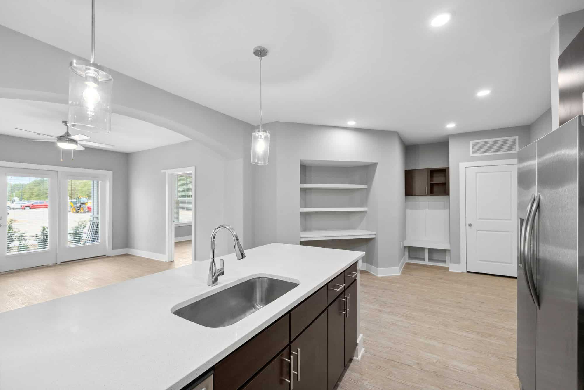 Built-In Desk, Nook & Kitchen