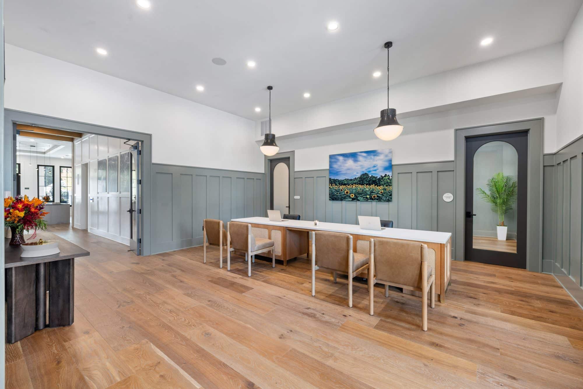 Leasing Office